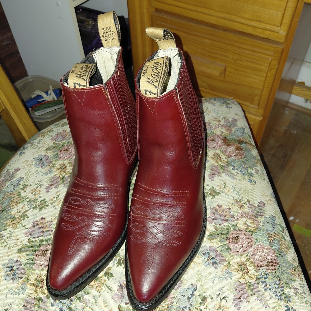 Matisse Women's Deep Red Ankle Booties